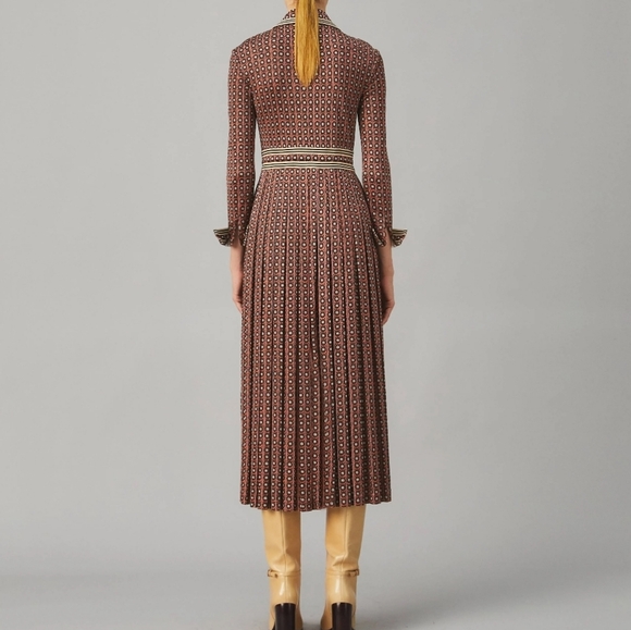 TORY BURCH Silk Blend Pleated Skirt Sun Prints All Over Dress Size Small - Picture 5 of 16